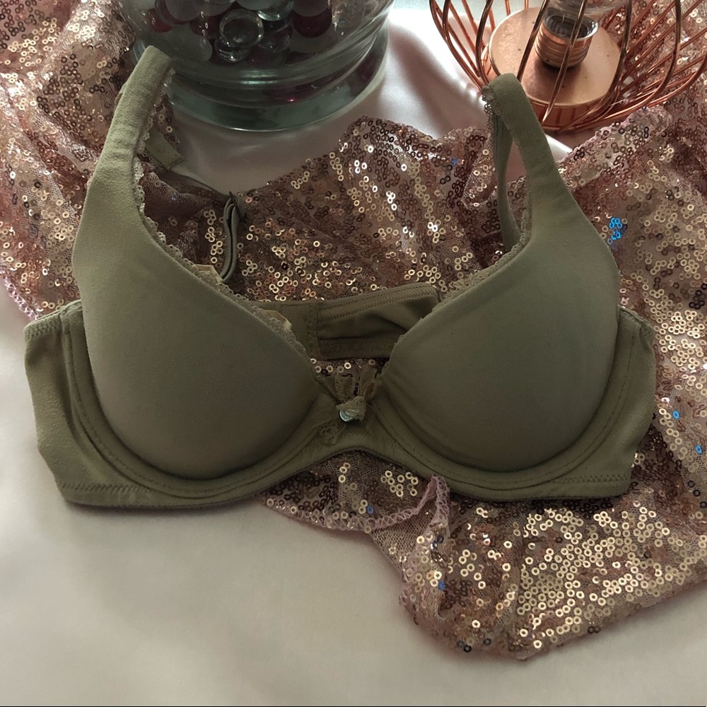 Victoria’s Secret Bra